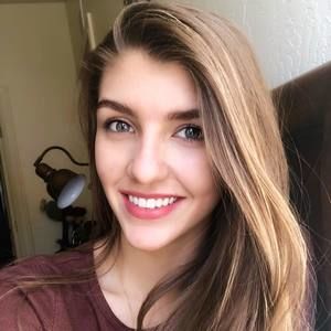 Meet your Posher, Cayleen